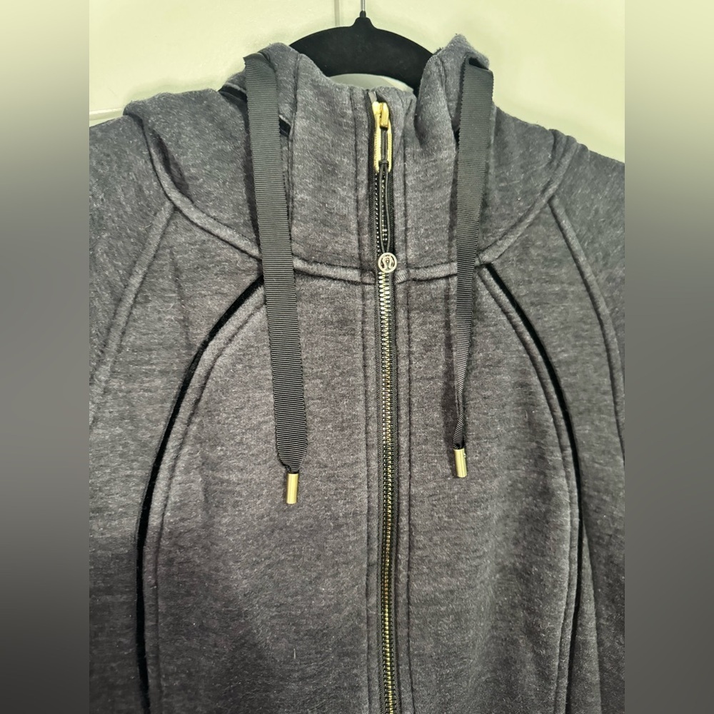 Lululemon Scuba Hoodie *Plush Heathered Core Black / Black - Picture 3 of 9